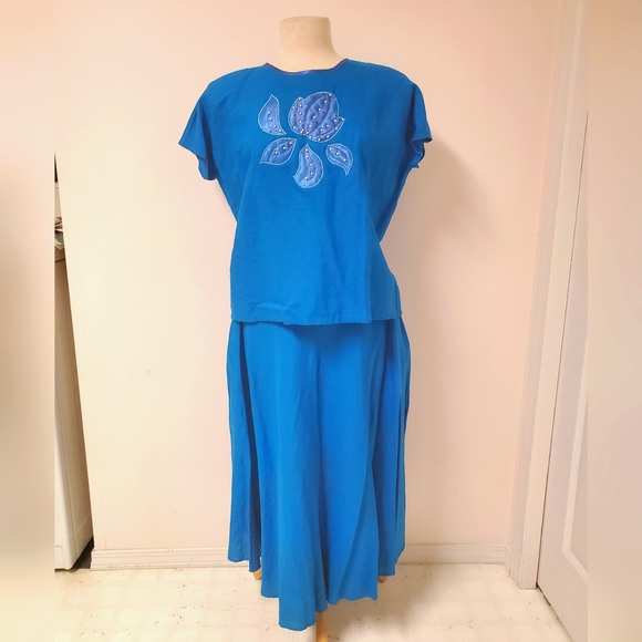 80s Cerulean Jacket, Top & Skirt 3-Piece Set with Floral Applique and Beading - Picture 10 of 16